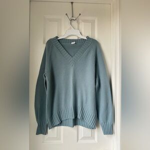 Melrose and Market V-Neck Sweater in Soft Teal